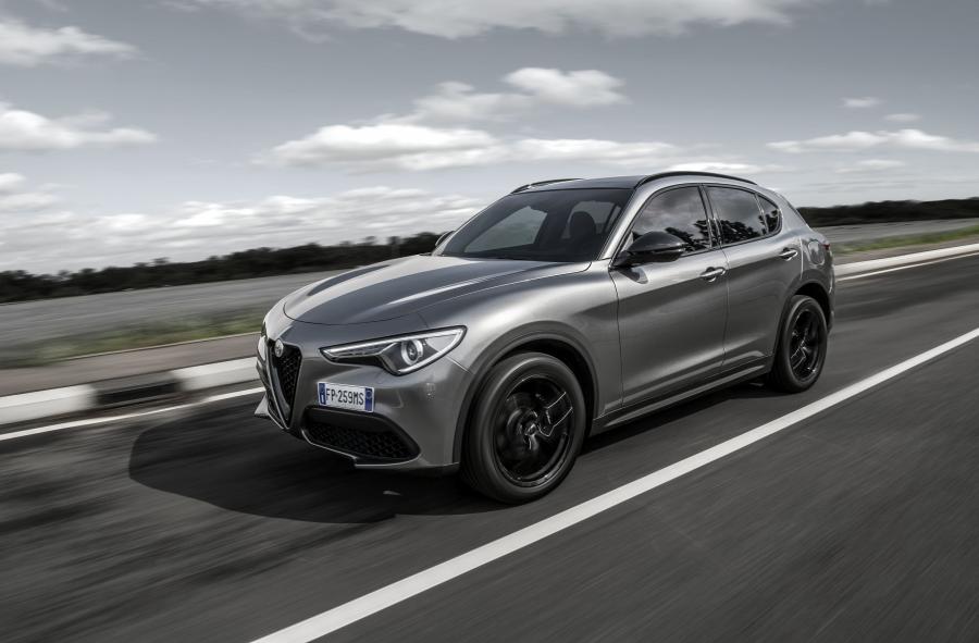  Alfa Romeo Stelvio B-Tech (949) 2018 года  (фото 11 из 15)